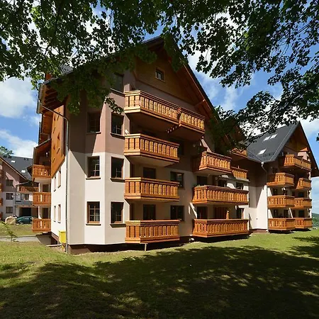 Sun & Lesny Dom Карпач